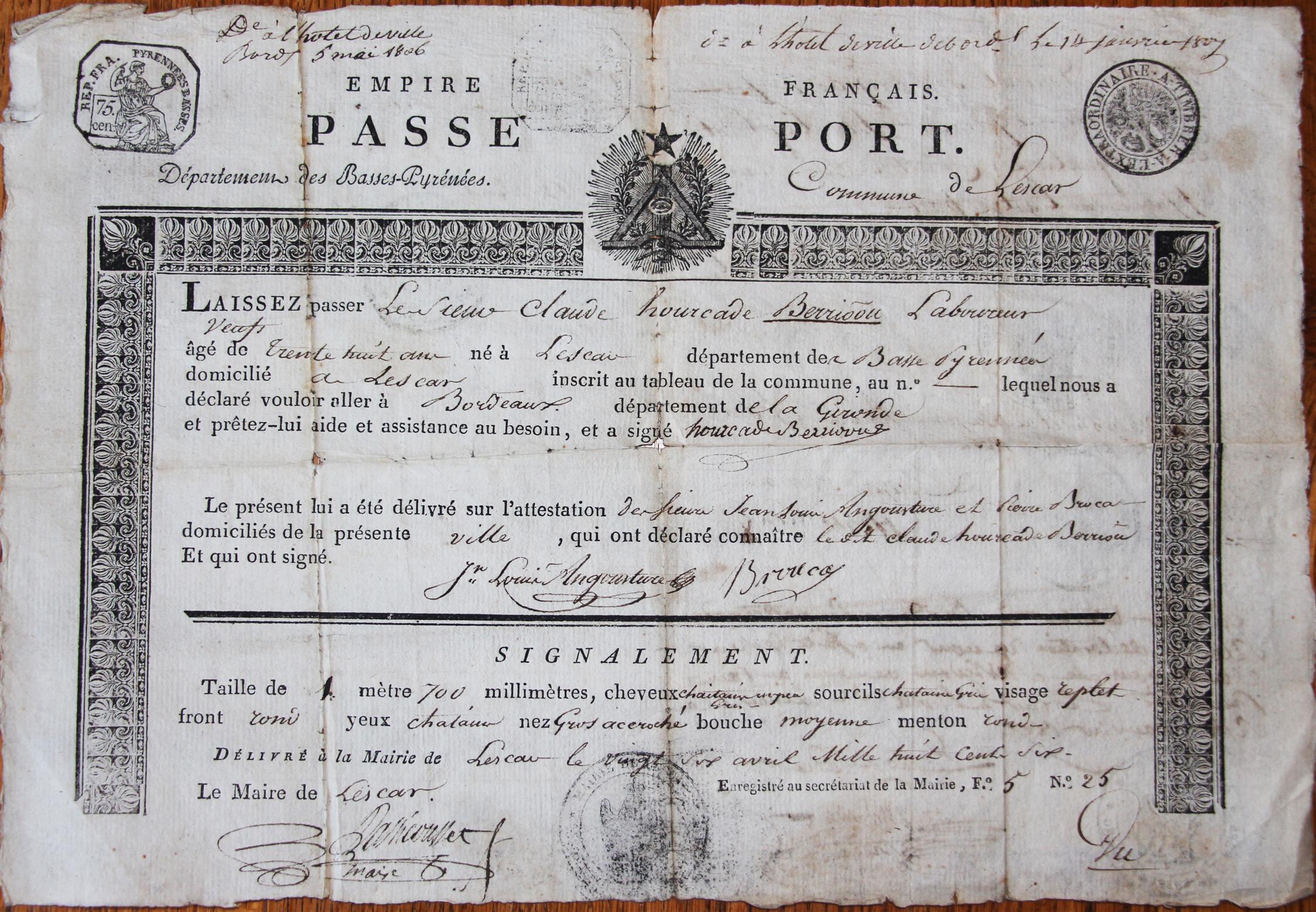 Passeport revolutionnaire de Claude Hourcade Le Passeport revolutionnaire de Claude Hourcade